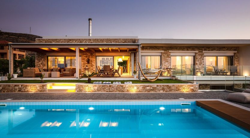 Photo of From the Pool to the Horizon