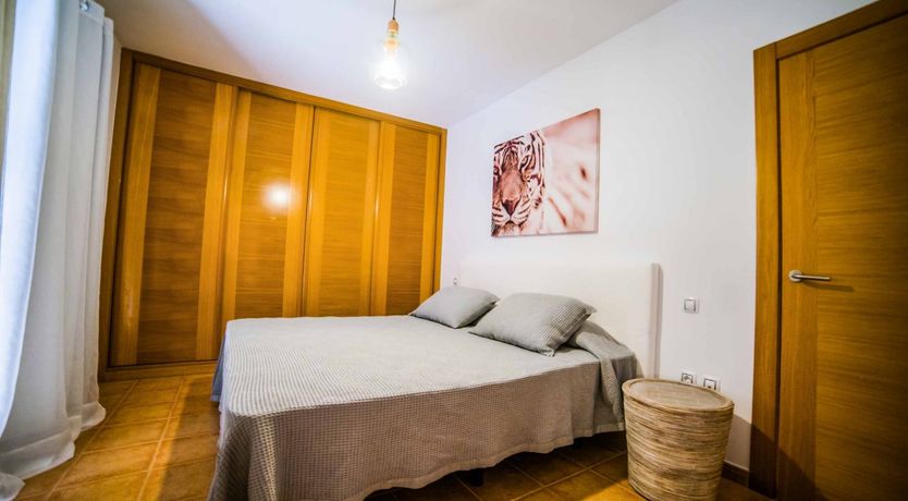 Photo of Oranges & Honey