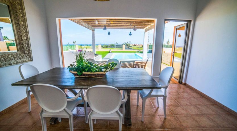 Photo of Oranges & Honey