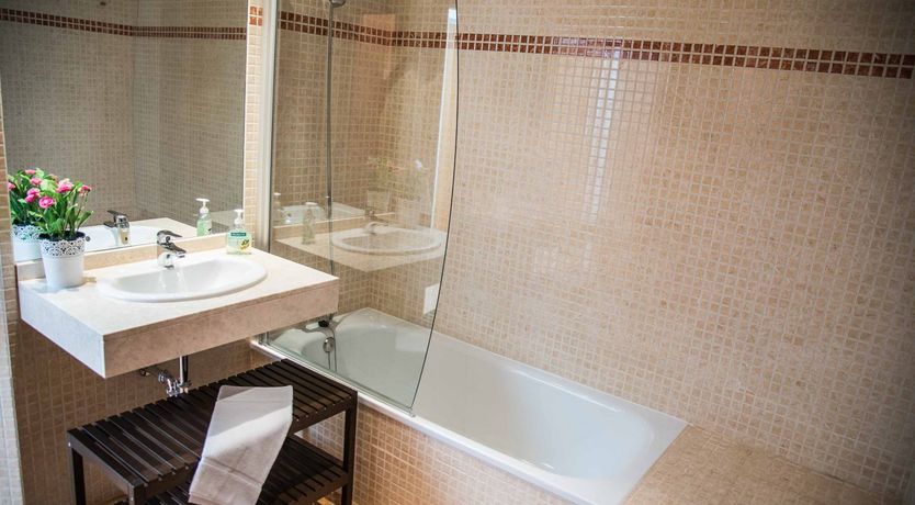 Photo of Oranges & Honey