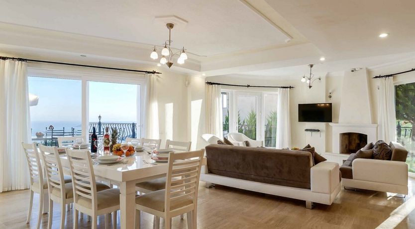 Photo of Mosaic Muse