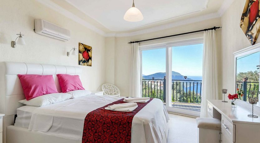 Photo of Mosaic Muse