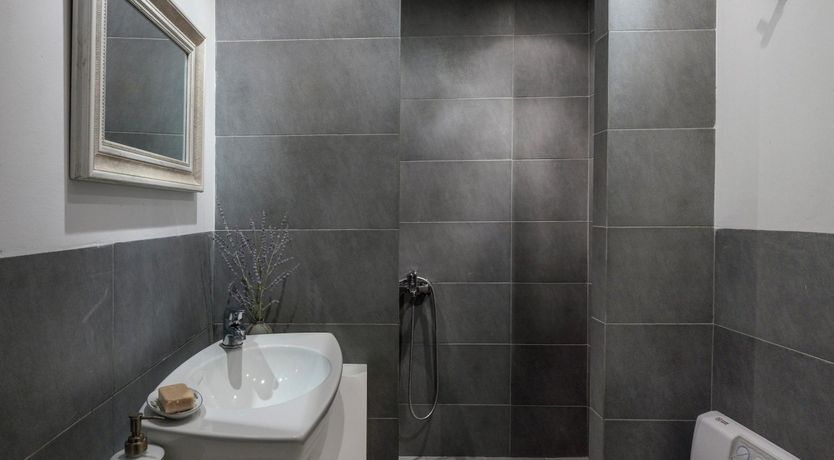 Photo of Home on the Green