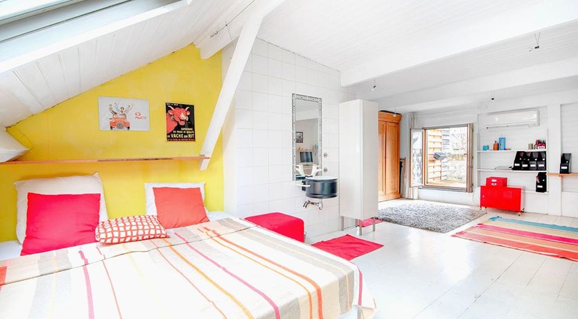 Photo of The Yellow Bleu