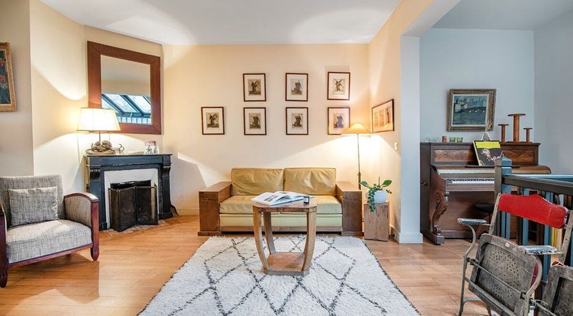 Photo of The Yellow Bleu