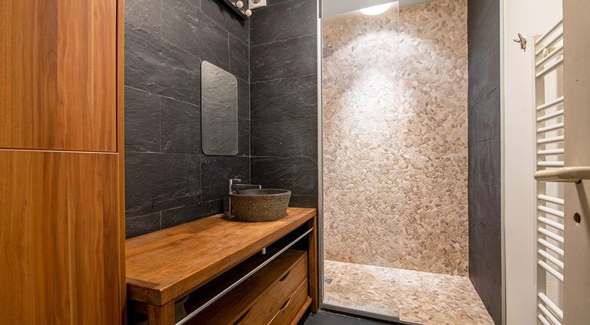 Photo of The Yellow Bleu