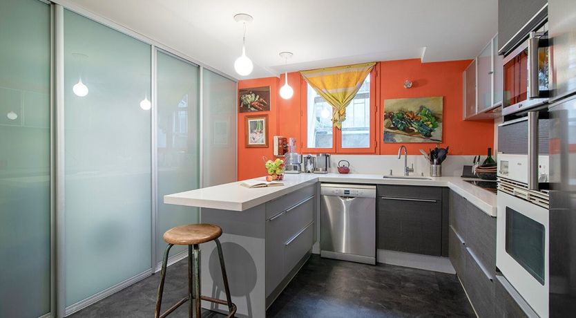 Photo of The Yellow Bleu