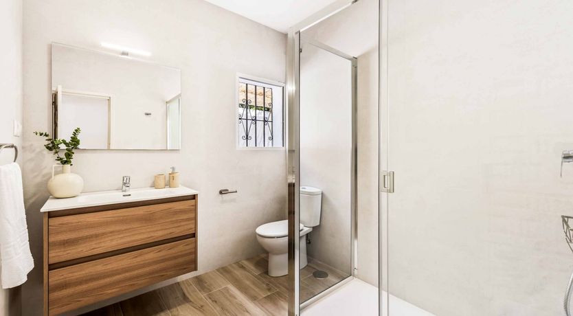 Photo of Earthly Pleasures