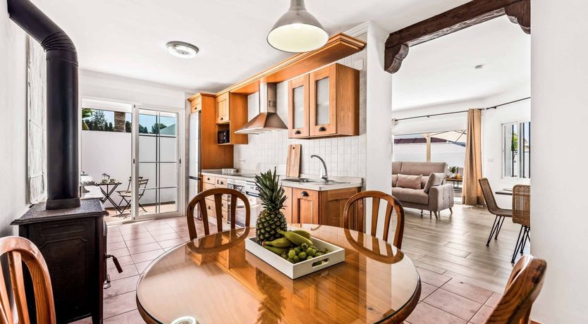 Photo of Earthly Pleasures