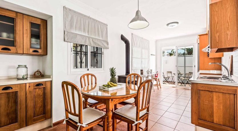 Photo of Earthly Pleasures