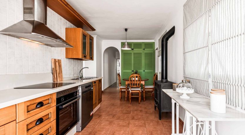 Photo of Earthly Pleasures