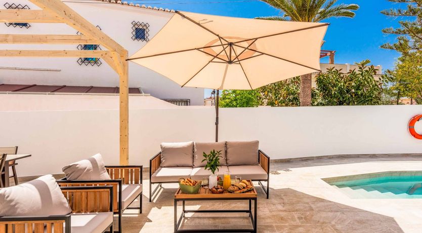 Photo of Earthly Pleasures