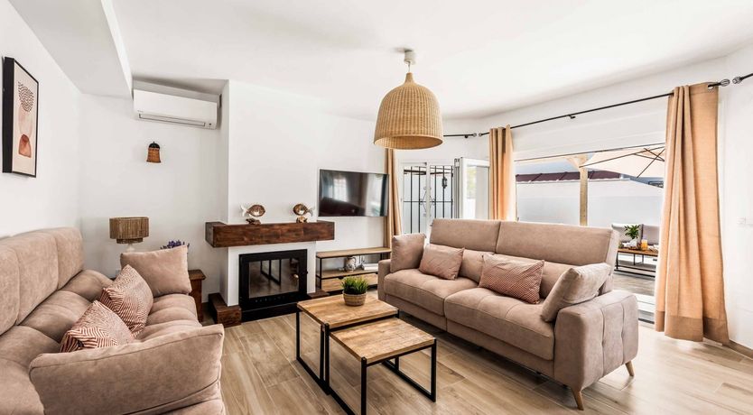 Photo of Earthly Pleasures