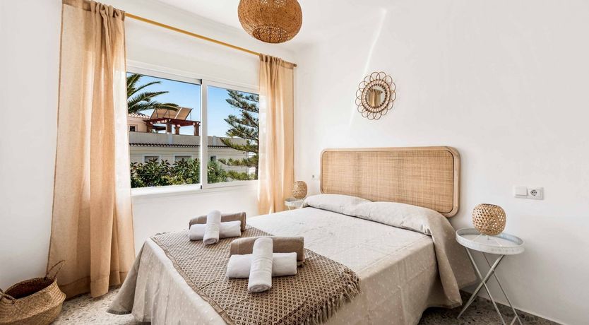 Photo of Earthly Pleasures