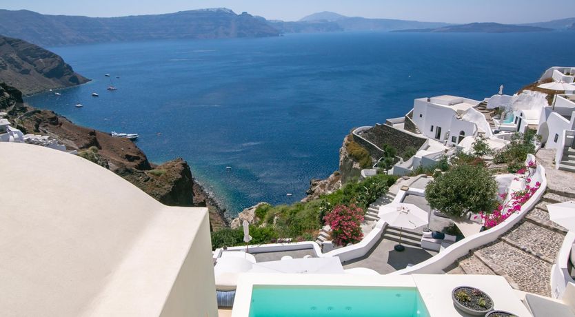 Photo of Corinthian Base