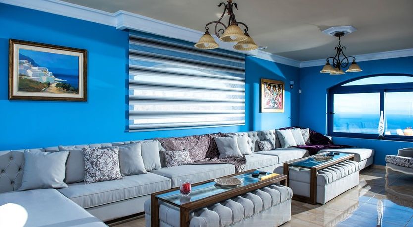 Photo of Papyrus & Oakes