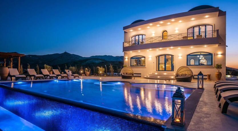 Photo of Papyrus & Oakes