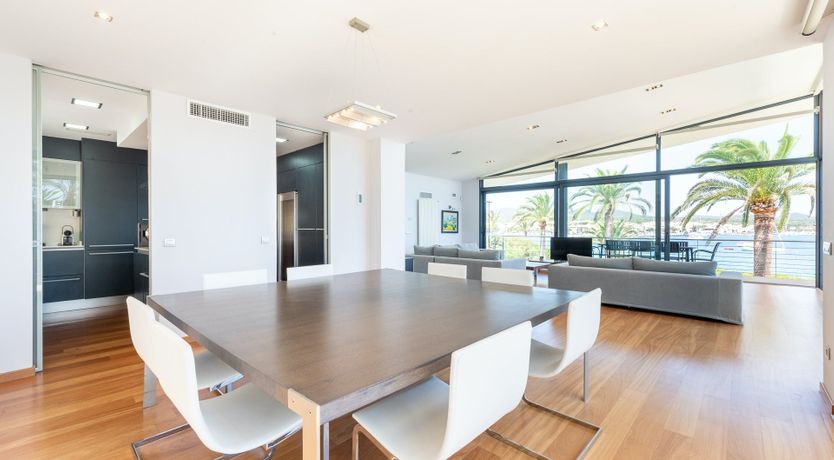 Photo of The Crystal View