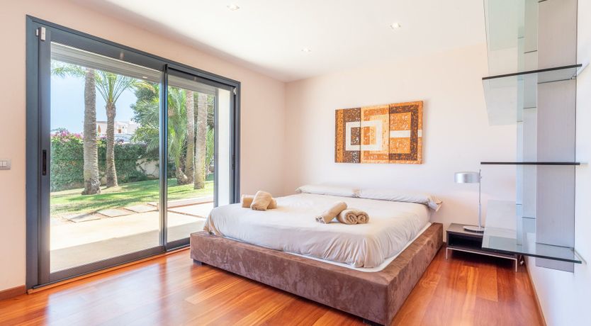 Photo of The Crystal View