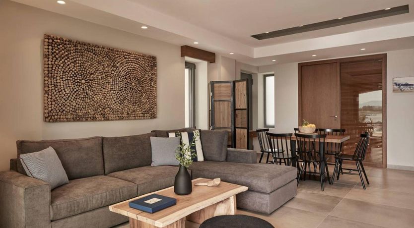 Photo of Straight to the Sea