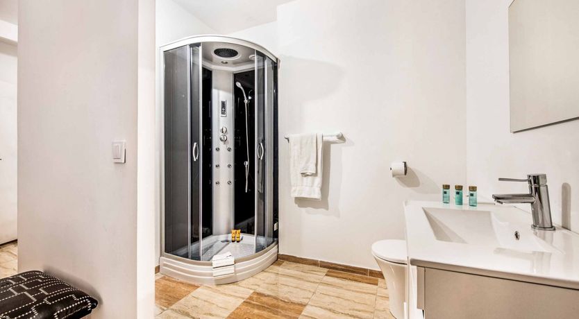 Photo of Terracotta Views