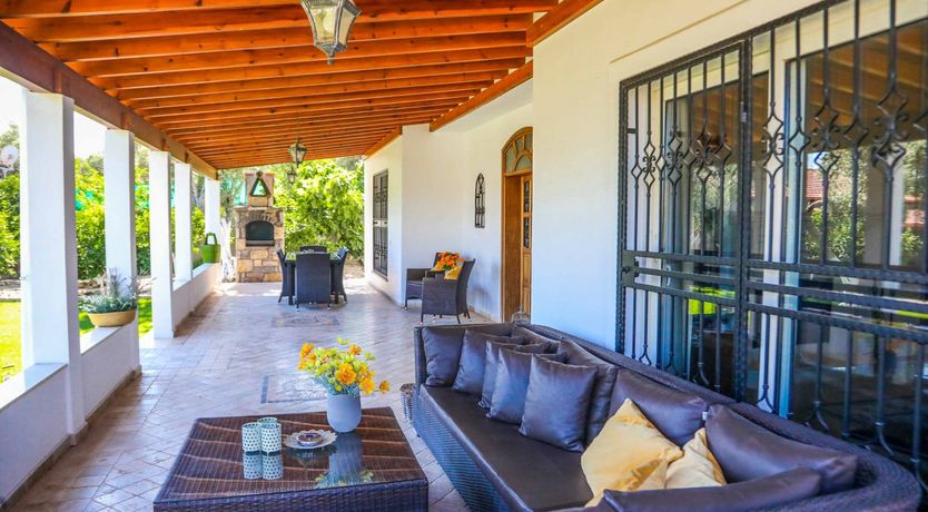 Photo of Flight of the Redwing