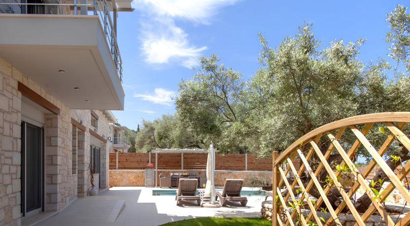 Photo of Olive & Lemon