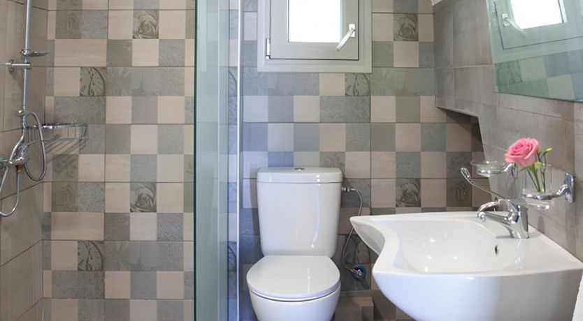 Photo of Olive & Lemon