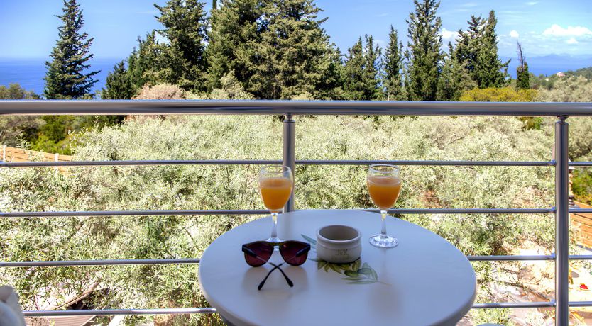 Photo of Olive & Lemon