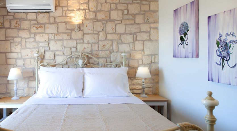 Photo of Olive & Lemon