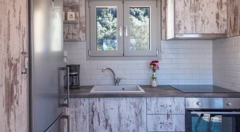 Photo of Olive & Lemon