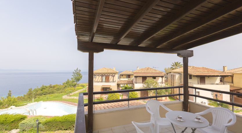 Photo of Edge of the Sea