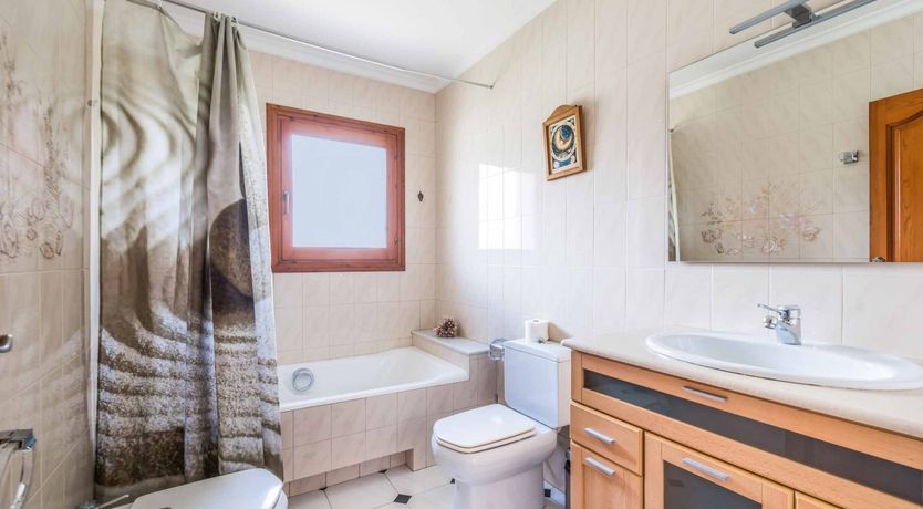 Photo of Tower in the Palms