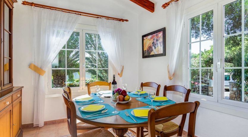 Photo of Across the Tiles