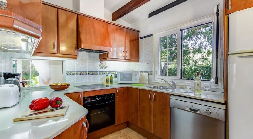 Photo of Across the Tiles