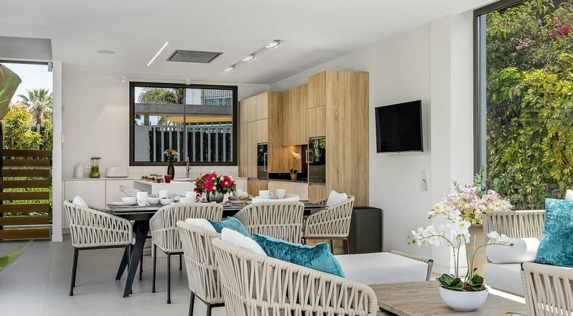 Photo of The Infinite Staircase