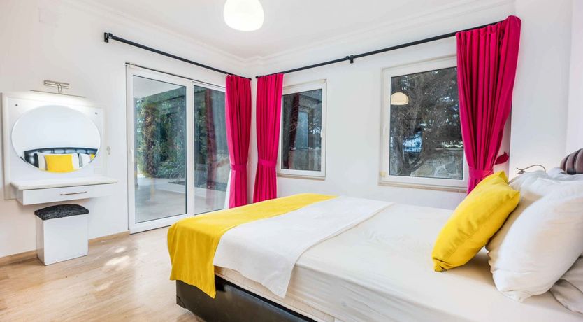 Photo of Teal Daydream