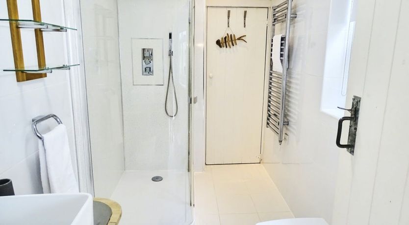 Photo of King Arthur's Neighbour