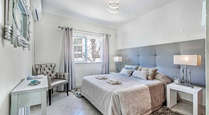 Photo of The Long Stretch