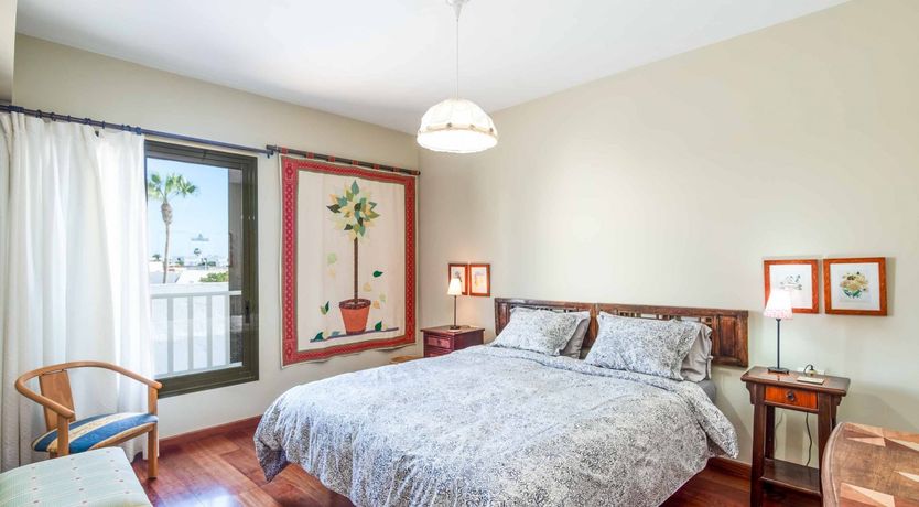 Photo of Carmen Canary