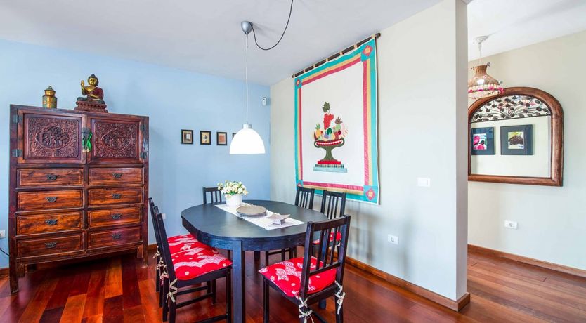 Photo of Carmen Canary