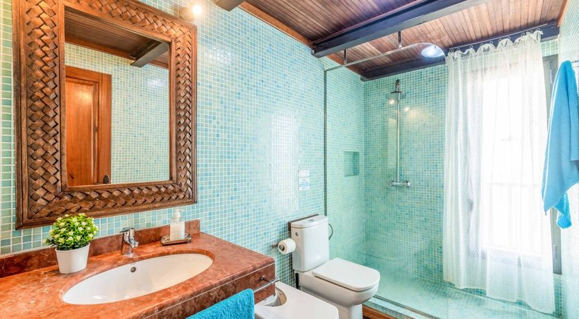 Photo of Carmen Canary