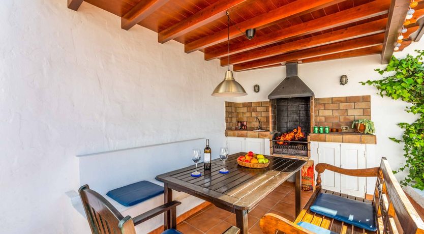 Photo of Carmen Canary