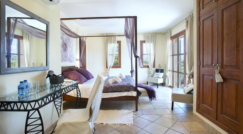 Photo of The Spanish Pearl