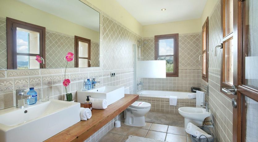 Photo of The Spanish Pearl