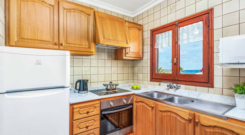 Photo of Bouncing Sunbeams