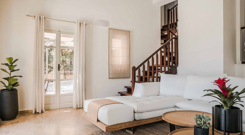 Photo of Penelope's Neighbour