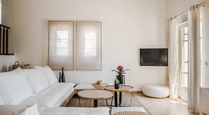 Photo of Penelope's Neighbour