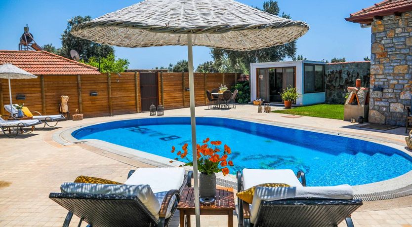 Photo of Cobbled & Cozy