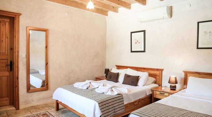 Photo of Cobbled & Cozy